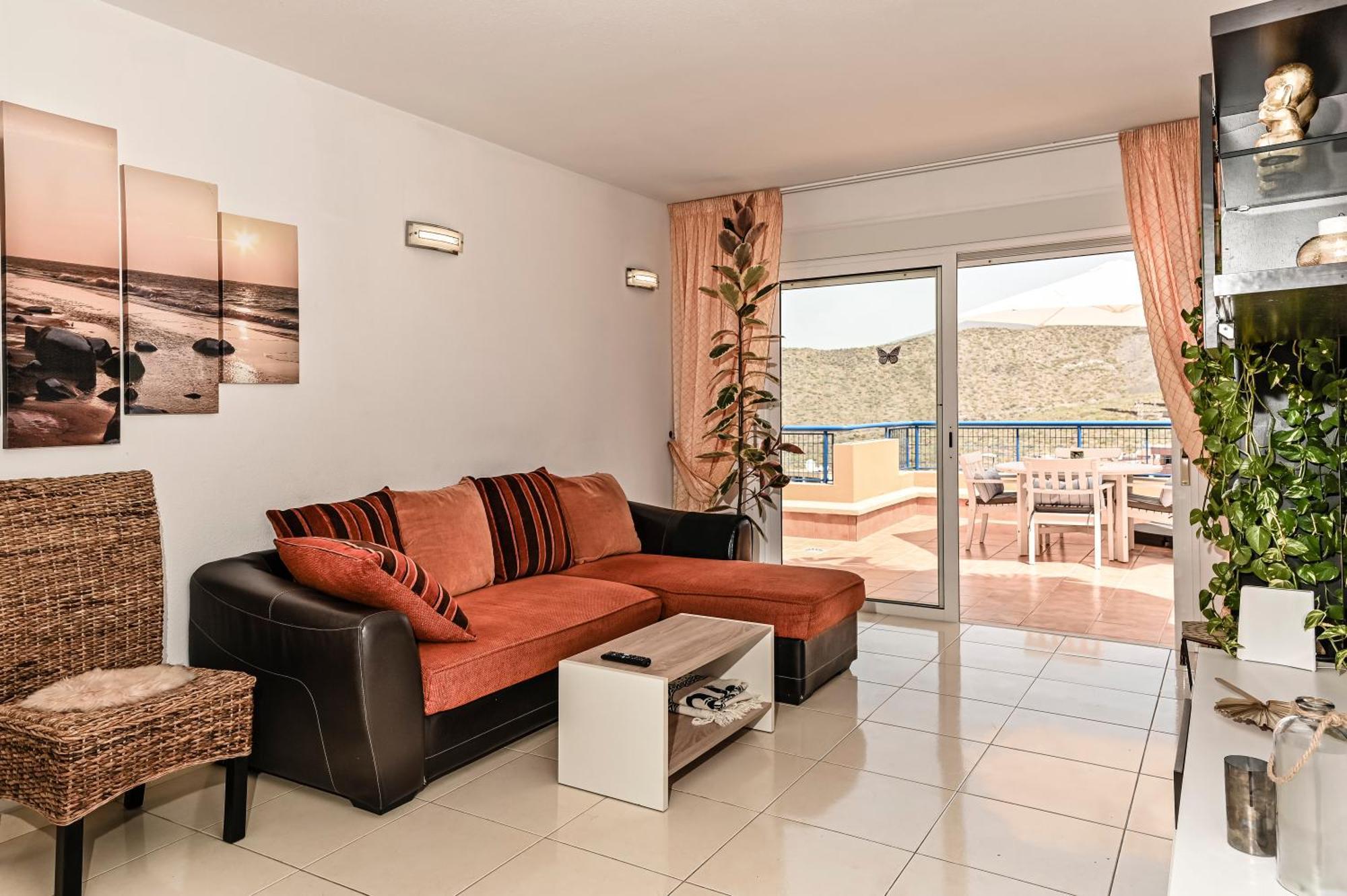 Cozy 2 Bedroom Apartment In Costa Adeje Ngoại thất bức ảnh